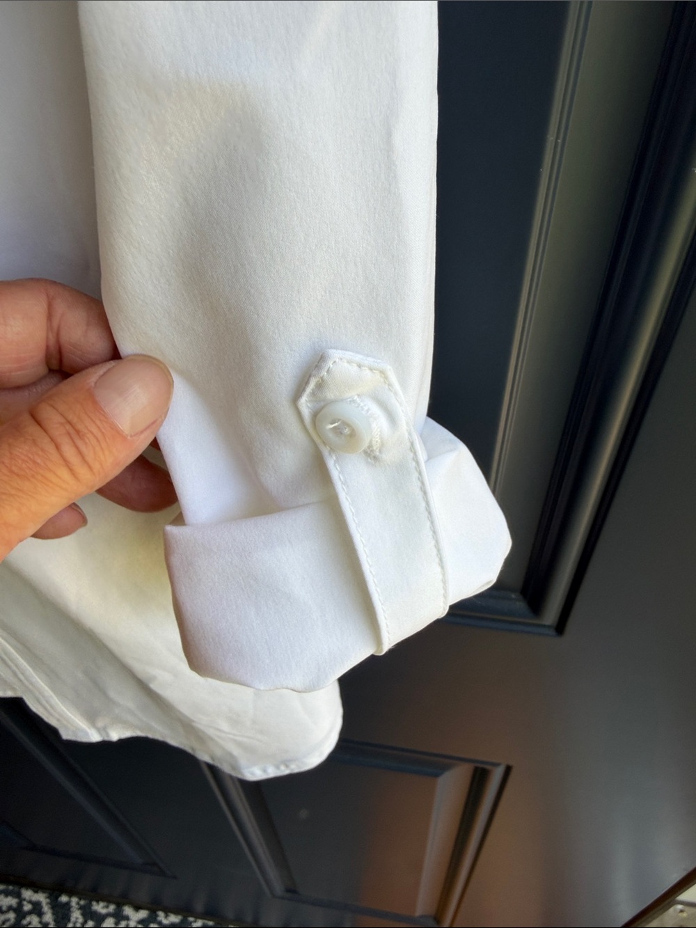 Eddie Bauer White Women’s Long-Sleeve Button-Down Shirt - Picture 5 of 6